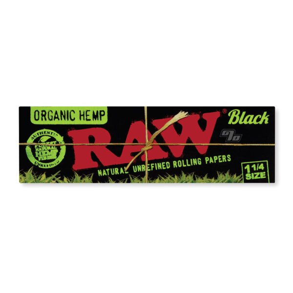 raw black classic rolling papers 1 1/4 size